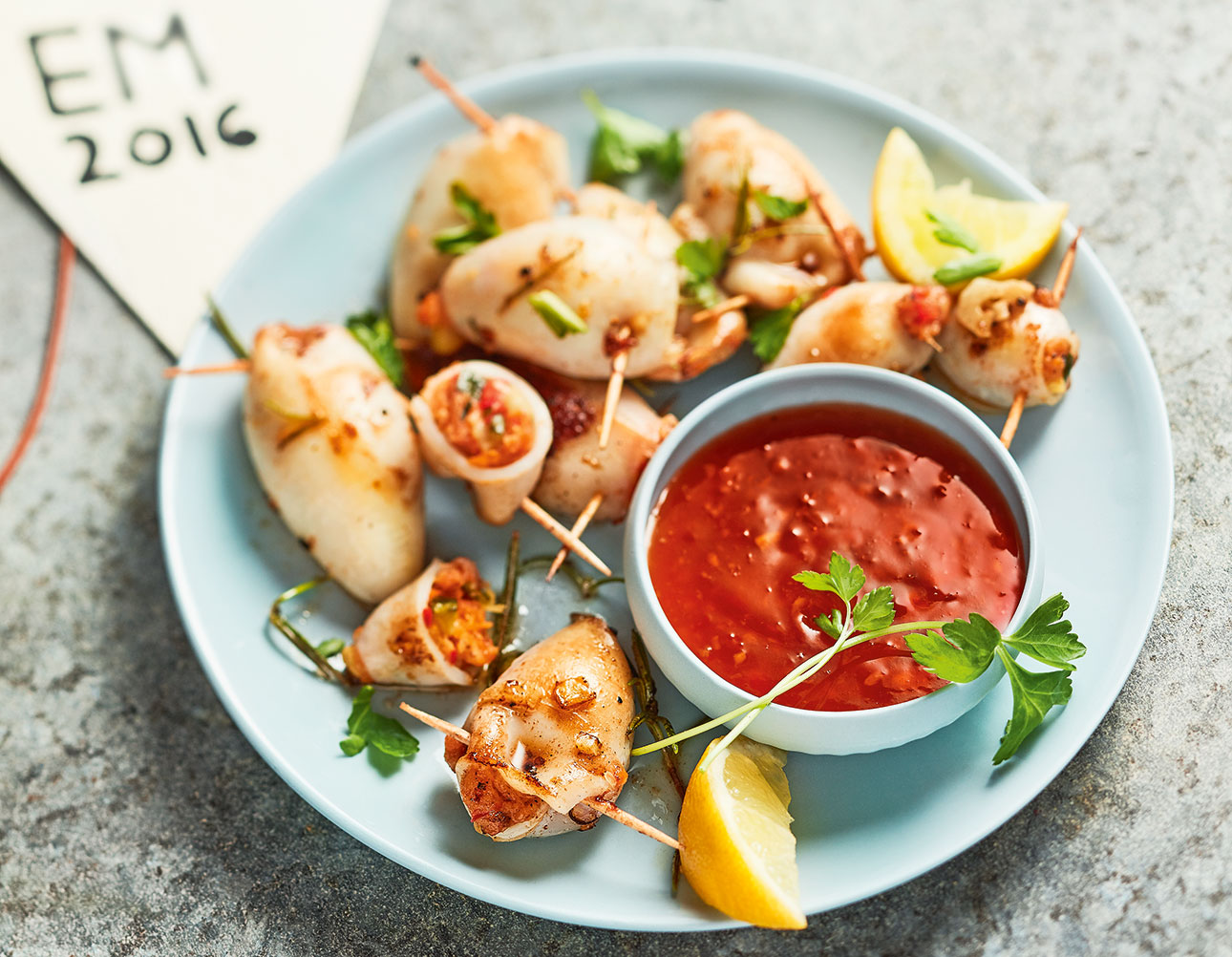 Gefüllte Calamari mit Knoblauch und Zucchini - maxima