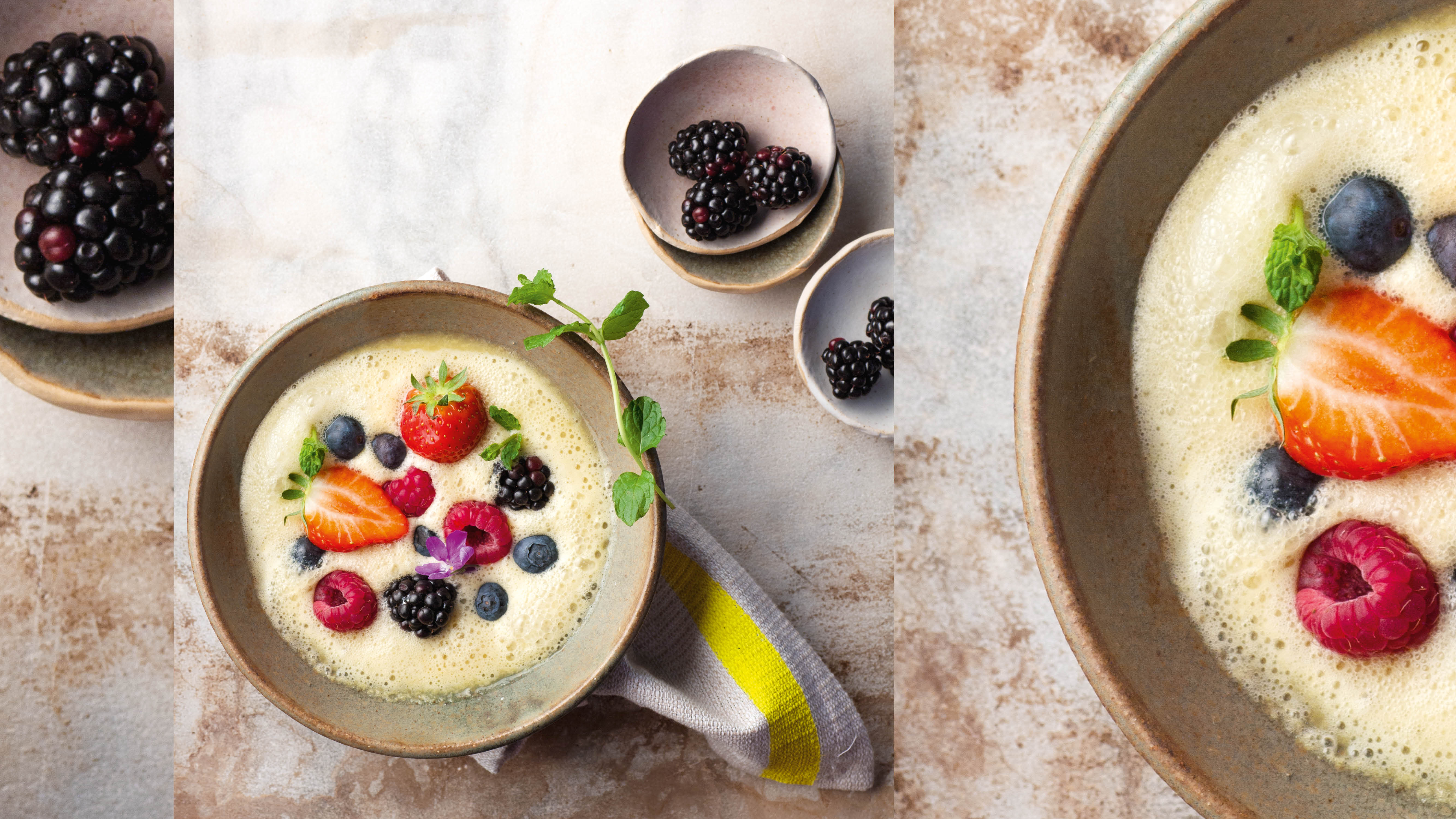 Geeistes Passionsfruchtsüppchen mit Beeren - maxima