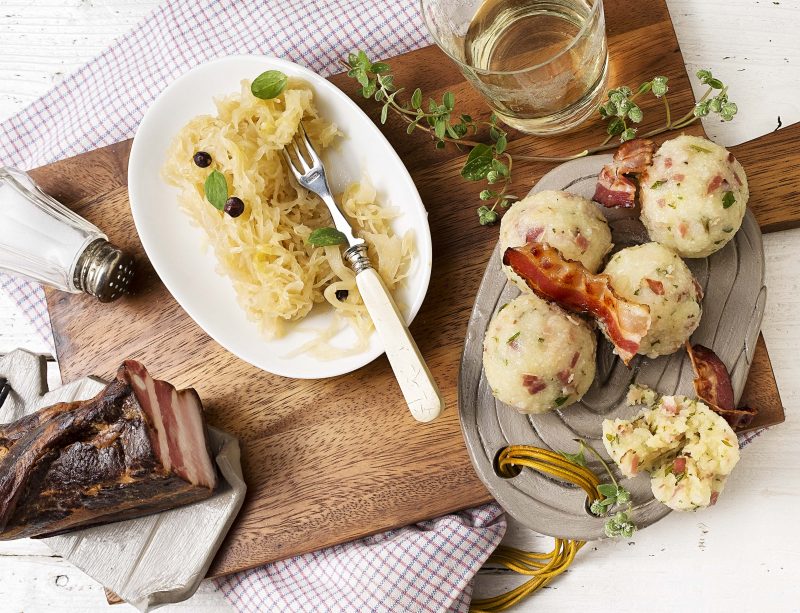 Erdäpfel-Speck-Knödel