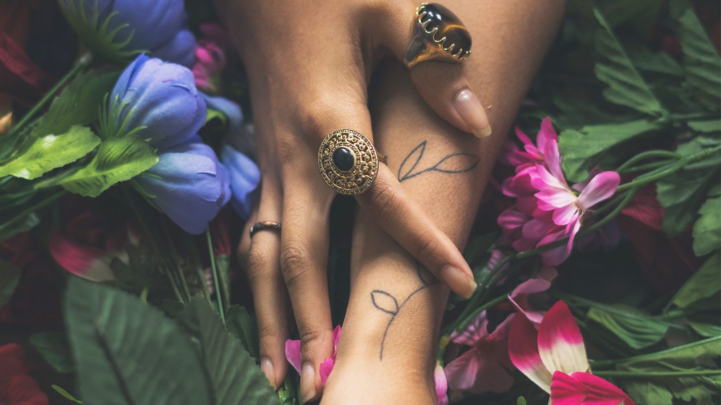 Semipermanente Tattoos, die nach zwei Wochen wieder verschwinden